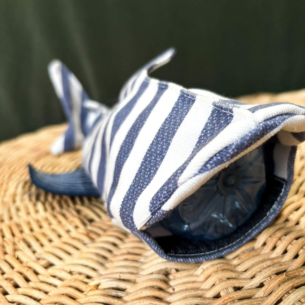 Shark Water Bottle Toy Hudson Houndstooth