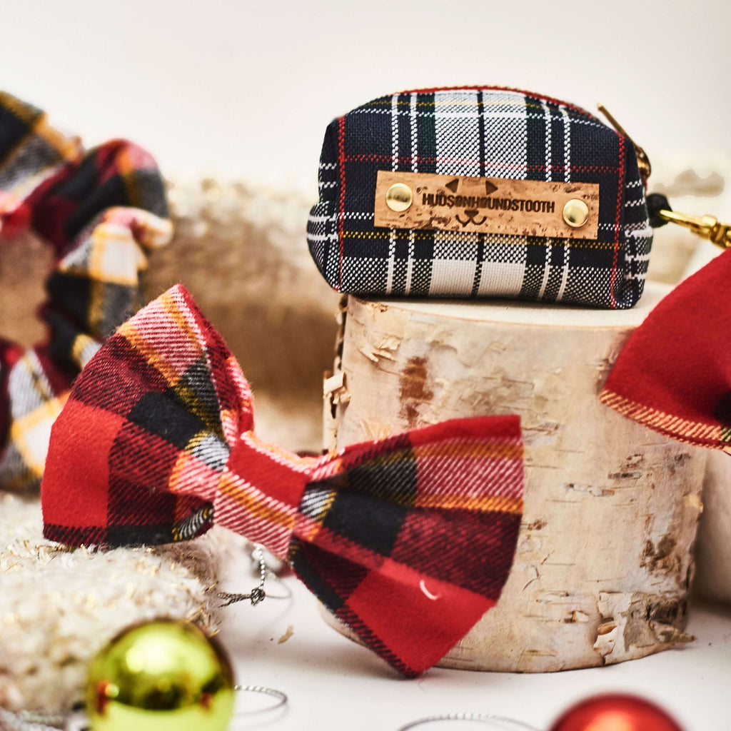 Christmas Plaid Waste Bag Dispenser Hudson Houndstooth